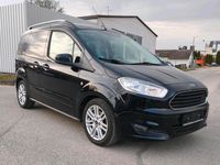 Gebraucht Ford Tourneo Titanium 101 PS (74 kW) 2016 Schwarz Kombi
