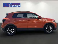 Gebraucht VW T-Cross Active 110 PS (80 kW) 2023 Energetic orange metallic (metallic) SUV