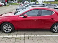 Gebraucht Mazda 3 Selection 122 PS (89 kW) 2019 Magmarot Limousine