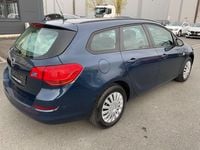 Gebraucht Opel Astra Edition 116 PS (85 kW) 2010 Blau Kombi