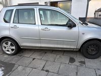 Gebraucht Mazda 2 68 PS (50 kW) 2004 Grau Kleinwagen