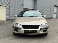 Gebraucht Opel Omega 136 PS (100 kW) 1998 Gold Limousine