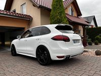 Second-hand Porsche Cayenne 245 CP (180 kW) 2012 Alb SUV