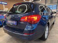 Gebraucht Opel Astra 140 PS (102 kW) 2012 Blau Kombi