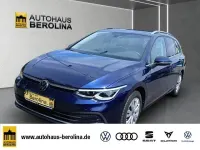 Gebraucht VW Golf VIII Style 150 PS (110 kW) 2022 Atlantik blue metallic Kombi