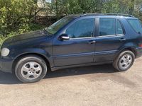 Gebraucht Mercedes ML270 163 PS (119 kW) 2003 Blau SUV