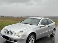 Gebraucht Mercedes C200 163 PS (119 kW) 2001 Silber Coupé