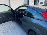 Gebraucht Ford Focus Ambiente 101 PS (74 kW) 2004 Grau Coupé