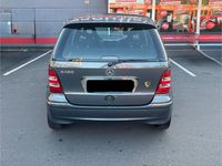 Gebraucht Mercedes A190 Elegance 125 PS (91 kW) 2003 Blau Kleinwagen
