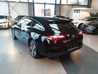 Gebraucht Mercedes CLA250e Shooting Brake 218 PS (160 kW) 2022 Schwarz Kombi