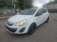 Usata Opel Corsa Color Edition 87 CV (63 kW) 2012 Bianco Utilitaria