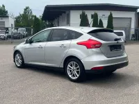 Gebraucht Ford Focus Titanium 125 PS (91 kW) 2017 Silber Limousine