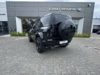 Neu Land Rover Defender 426 PS (313 kW) 2026 Schwarz SUV