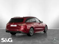 Gebraucht Mercedes C300e AMG 204 PS (150 kW) 2023 Manufaktur lack manufaktur patagonienrot bright Kombi