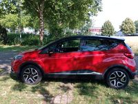 Gebraucht Renault Captur Luxe 120 PS (88 kW) 2015 Rot SUV