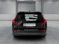 Gebraucht Volvo V60 163 PS (119 kW) 2022 Black stone Kombi