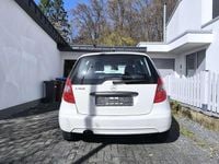 Gebraucht Mercedes A160 95 PS (69 kW) 2011 Weiß Limousine