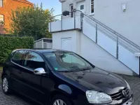Gebraucht VW Golf V 102 PS (75 kW) 2005 Schwarz Kleinwagen