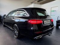 Second-hand Mercedes E400 333 CP (244 kW) 2017 Negru Berlinǎ