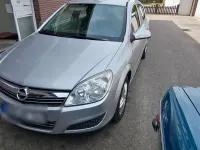 Używany Opel Astra 140 KM (102 kW) 2007 Srebrny Sedan/Limuzyna