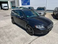 Gebraucht Volvo V50 Momentum 140 PS (102 kW) 2004 Schwarz Kombi