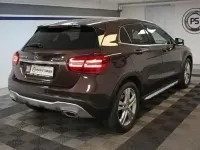 Gebraucht Mercedes GLA250 211 PS (155 kW) 2017 Braun SUV