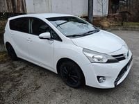 Gebraucht Toyota Verso 147 PS (108 kW) 2014 Weiß Van / Kleinbus