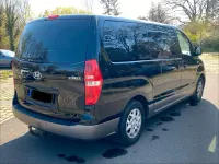 Gebraucht Hyundai H-1 170 PS (125 kW) 2015 Schwarz Van / Kleinbus