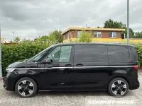 Gebraucht VW Multivan Style 150 PS (110 kW) 2025 Deep black perleffekt (schwarz) Van / Kleinbus