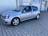 Gebraucht Renault Clio II 169 PS (124 kW) 2001 Silber Limousine