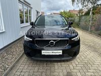 Gebraucht Volvo XC40 129 PS (94 kW) 2023 Onyx black metallic SUV