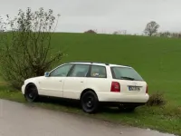 Gebraucht Audi A4 S-Line 110 PS (80 kW) 1998 Weiß Kombi
