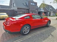 Gebraucht Ford Mustang 309 PS (227 kW) 2010 Rot Coupé