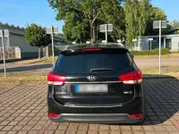 Gebraucht Kia Carens 136 PS (100 kW) 2015 Schwarz Van / Kleinbus