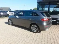 Gebraucht Mercedes B180 136 PS (100 kW) 2019 Grau Kleinwagen