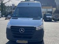 Gebraucht Mercedes Sprinter 163 PS (119 kW) 2021 Grau Van