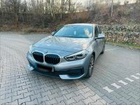 Gebraucht BMW 118 136 PS (100 kW) 2022 Grau Kleinwagen