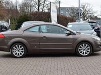 Używany Ford Focus Titanium 145 KM (106 kW) 2008 Brązowy Kabriolet