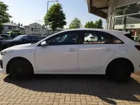 Gebraucht Kia Ceed Edition 7 140 PS (102 kW) 2019 Carraraweiß Kleinwagen