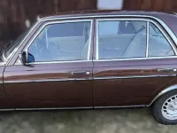 Gebraucht Mercedes E230 136 PS (100 kW) 1980 Braun Limousine