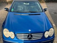 Gebraucht Mercedes CLK240 170 PS (125 kW) 2003 Blau Cabrio