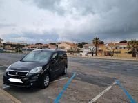 Gebraucht Peugeot Partner Tepee Allure 120 PS (88 kW) 2016 Schwarz Van / Kleinbus