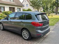 Gebraucht BMW 218 Advantage 150 PS (110 kW) 2022 Grau Kombi