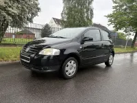 Gebraucht VW Fox Basis 54 PS (39 kW) 2010 Schwarz Kleinwagen