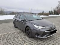 Gebraucht Toyota Avensis Team 147 PS (108 kW) 2018 Grau Kombi