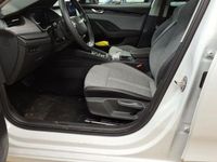 Gebraucht Skoda Octavia Selection 150 PS (110 kW) 2025 Moonweiß perleffekt Kombi