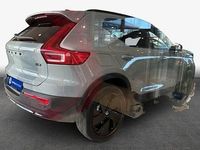 Neu Volvo XC40 Plus 163 PS (119 kW) 2026 Grau SUV