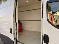 Gebraucht Iveco Daily 179 PS (131 kW) 2018 Weiß Van