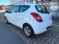Gebraucht Hyundai i20 Active 77 PS (56 kW) 2010 Weiß Kleinwagen