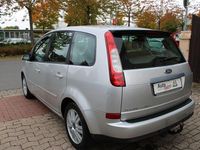 Gebraucht Ford Focus Ghia 125 PS (91 kW) 2004 Silber Limousine